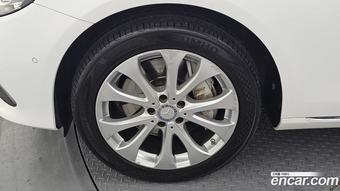 Mercedes-Benz E-Class 2017