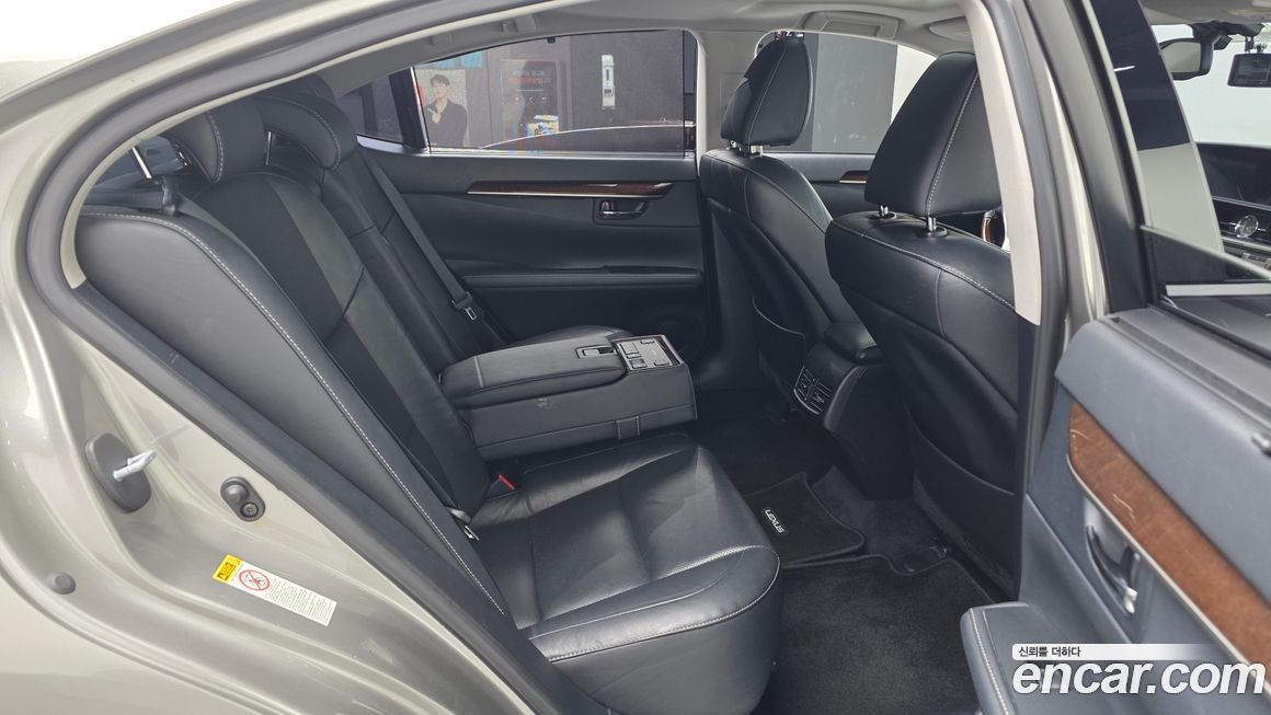 Lexus ES 2015