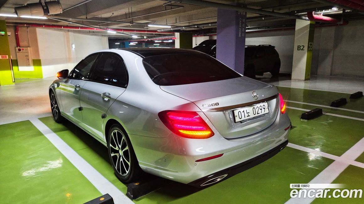 Mercedes-Benz E-Class 2017