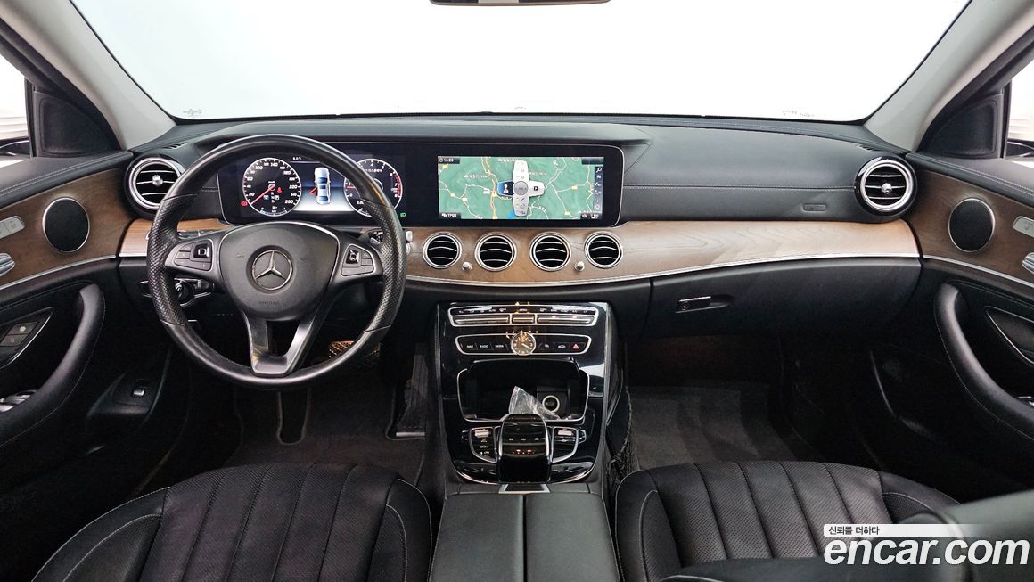 Mercedes-Benz E-Class 2017