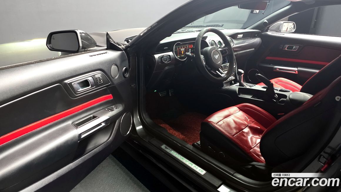 Ford Mustang 2019