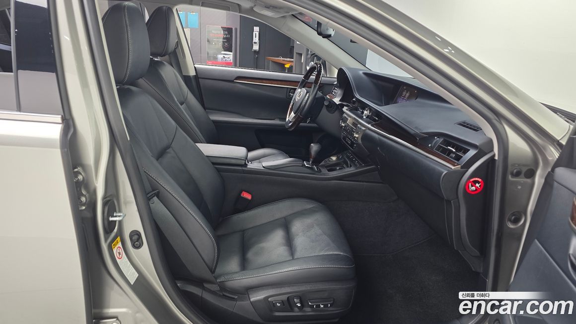 Lexus ES 2015
