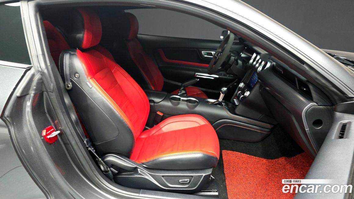 Ford Mustang 2019