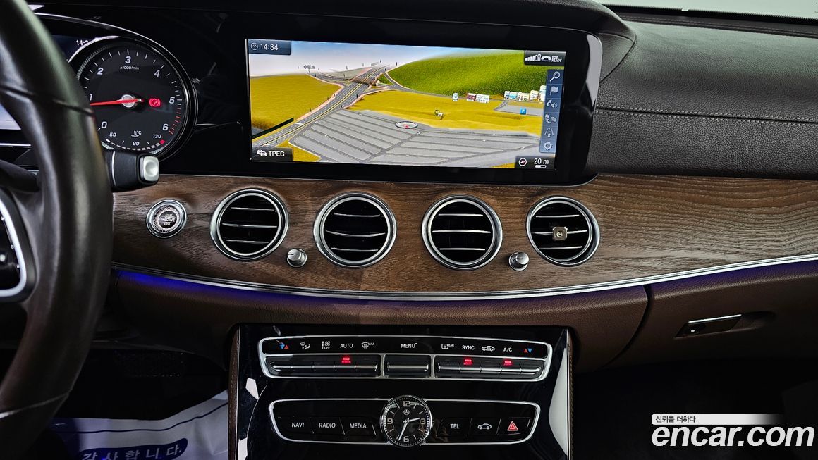 Mercedes-Benz E-Class 2019