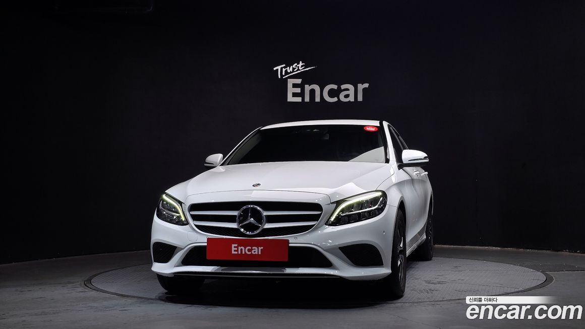 Mercedes-Benz C-Class 2019