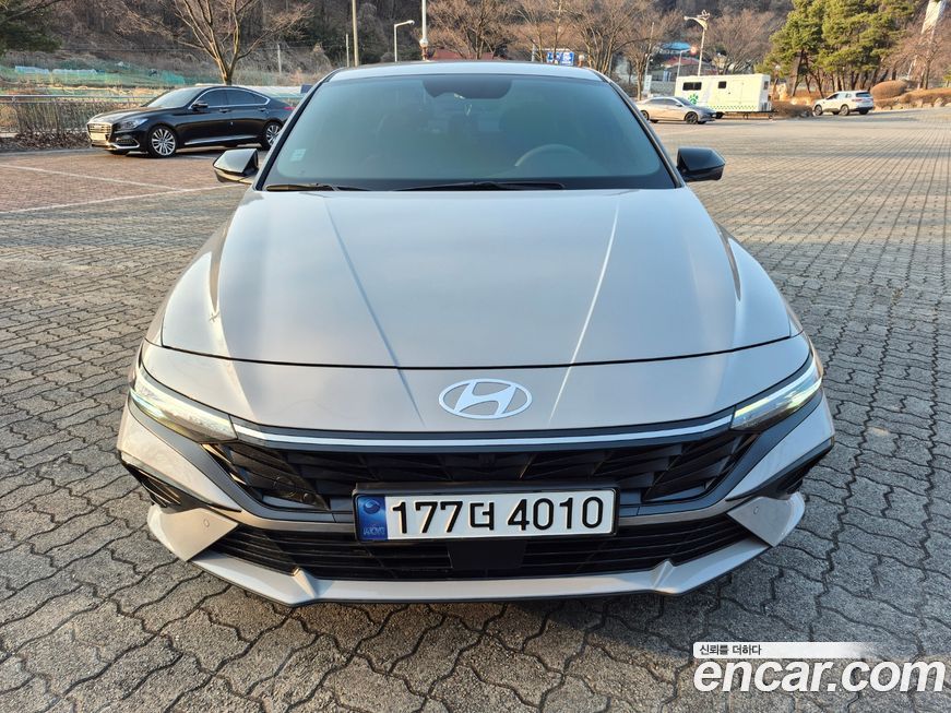 Hyundai AVANTE 2024