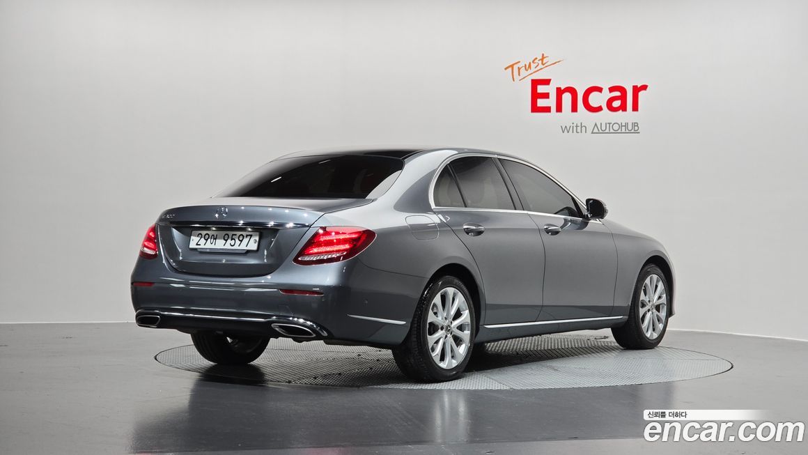 Mercedes-Benz E-Class 2017