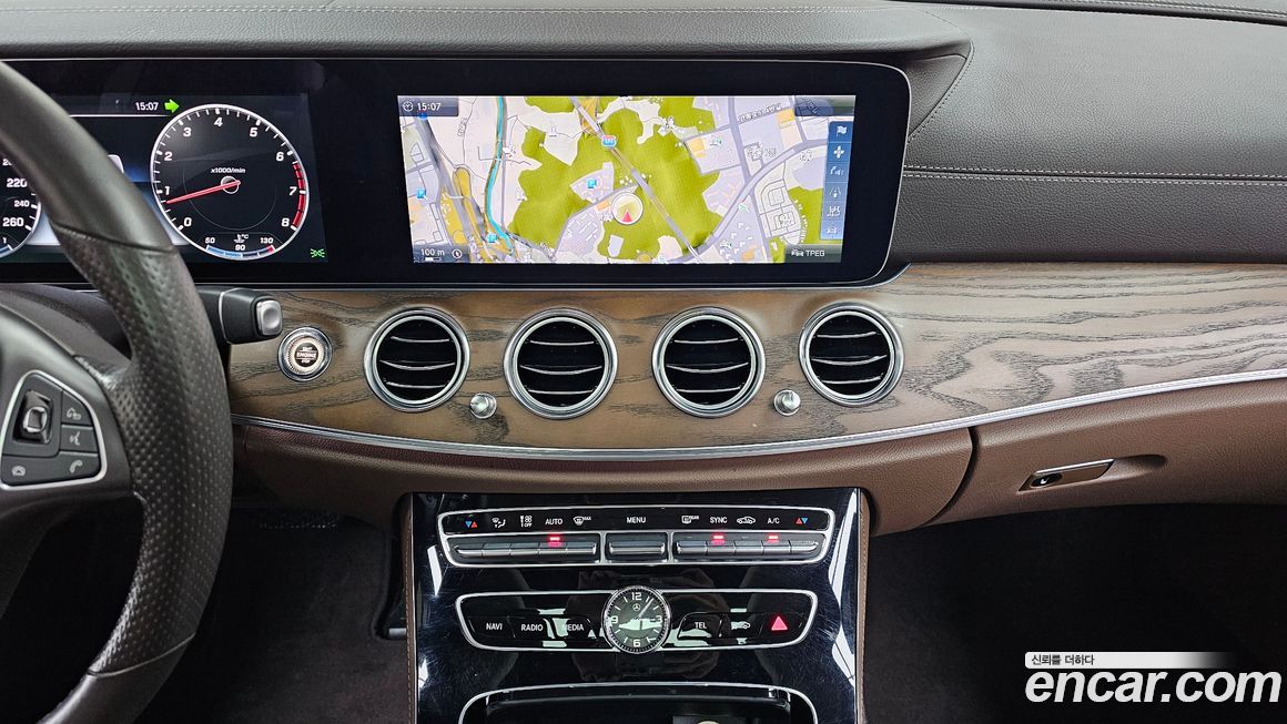 Mercedes-Benz E-Class 2017