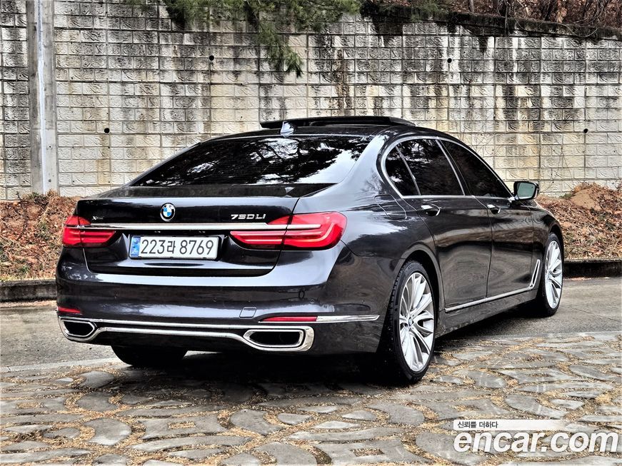 BMW 7-Series 2016