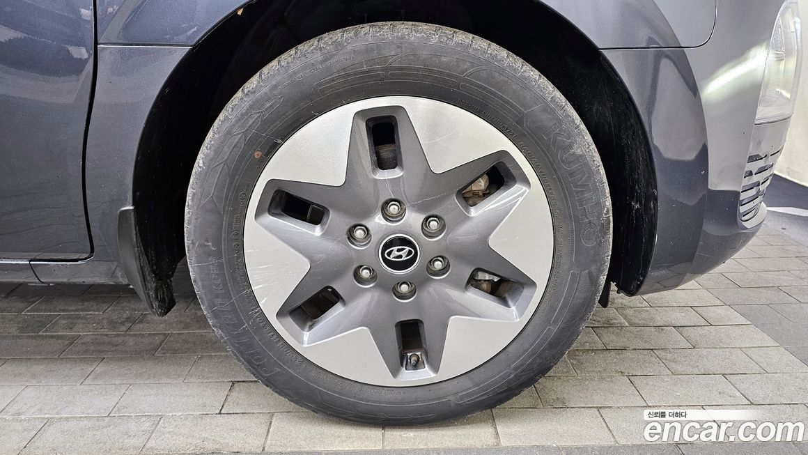 Hyundai Staria 2022