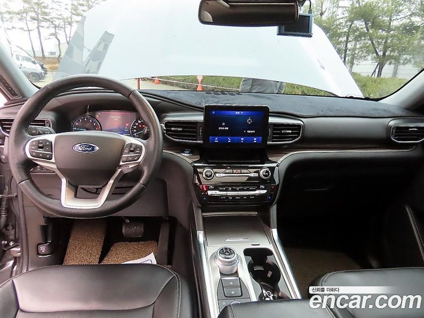 Ford Explorer 2021