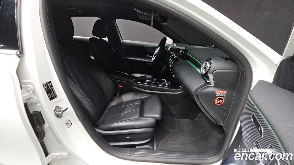 Mercedes-Benz A-Class 2023