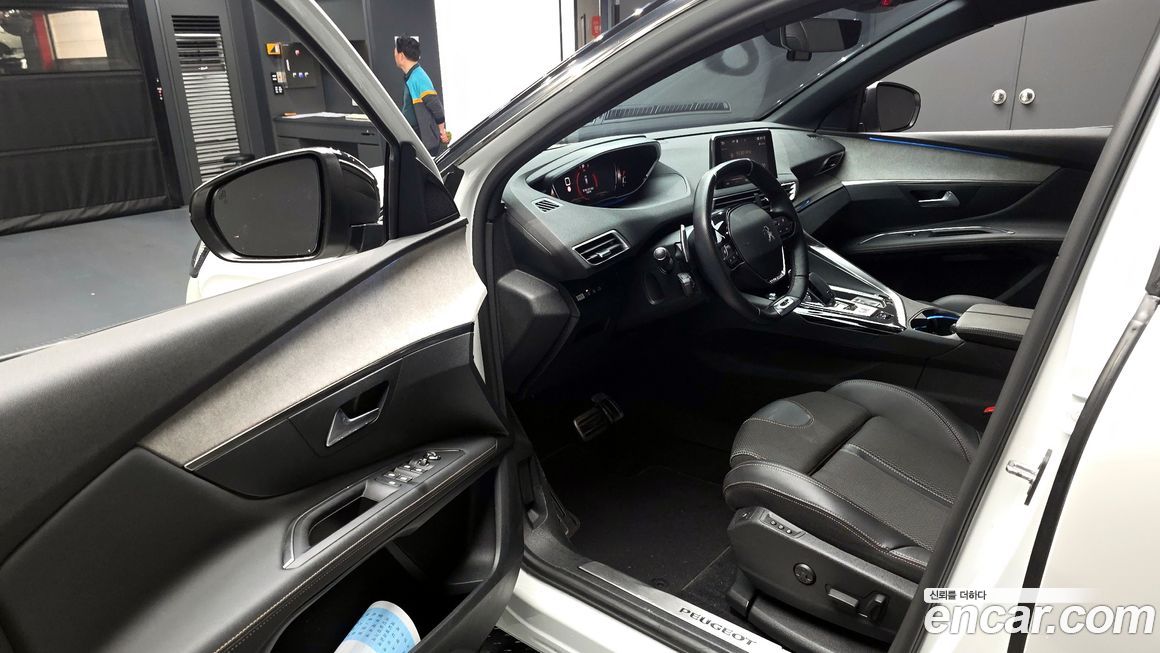 Peugeot 3008 2022