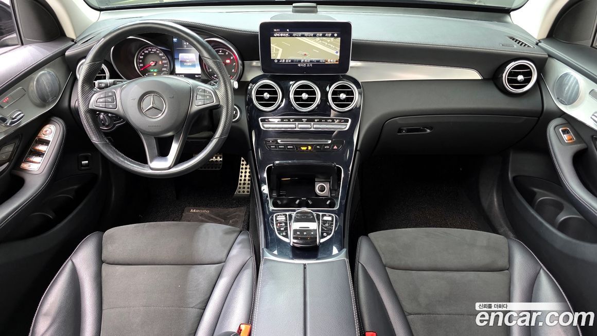 Mercedes-Benz GLC-Class 2019