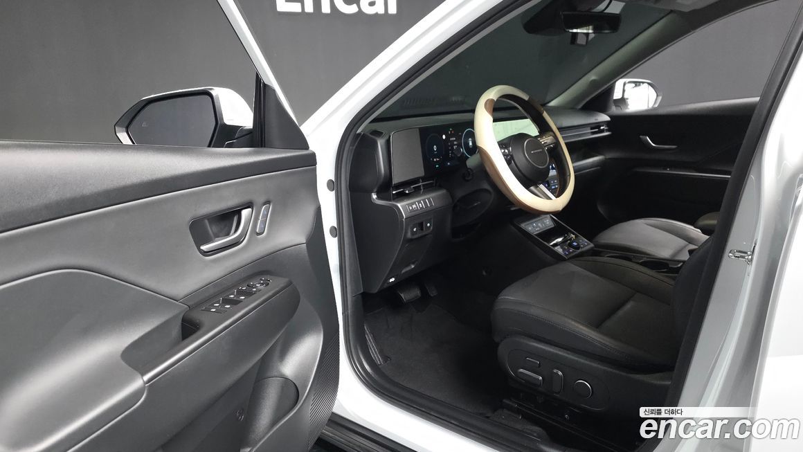 Hyundai Kona 2025