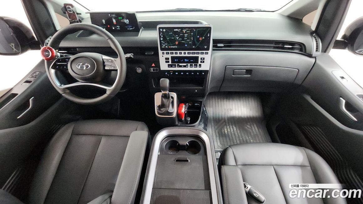 Hyundai Staria 2023