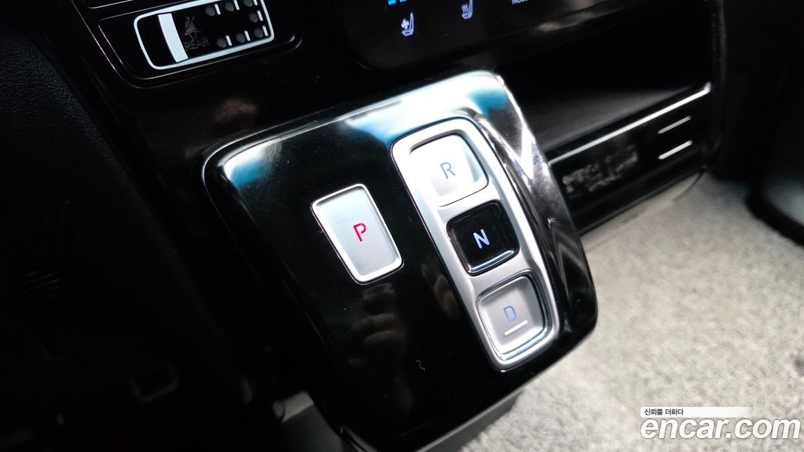 Hyundai Staria 2023