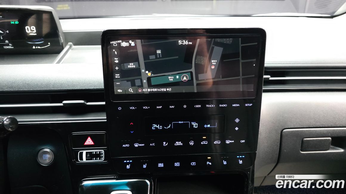 Hyundai Staria 2023