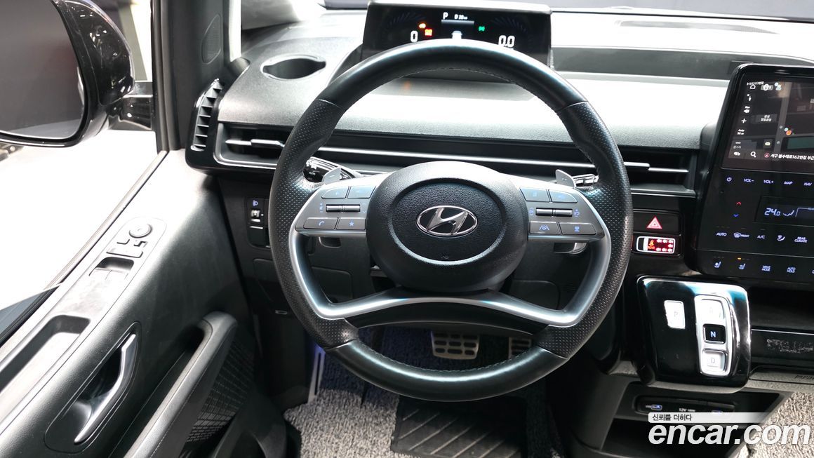 Hyundai Staria 2023