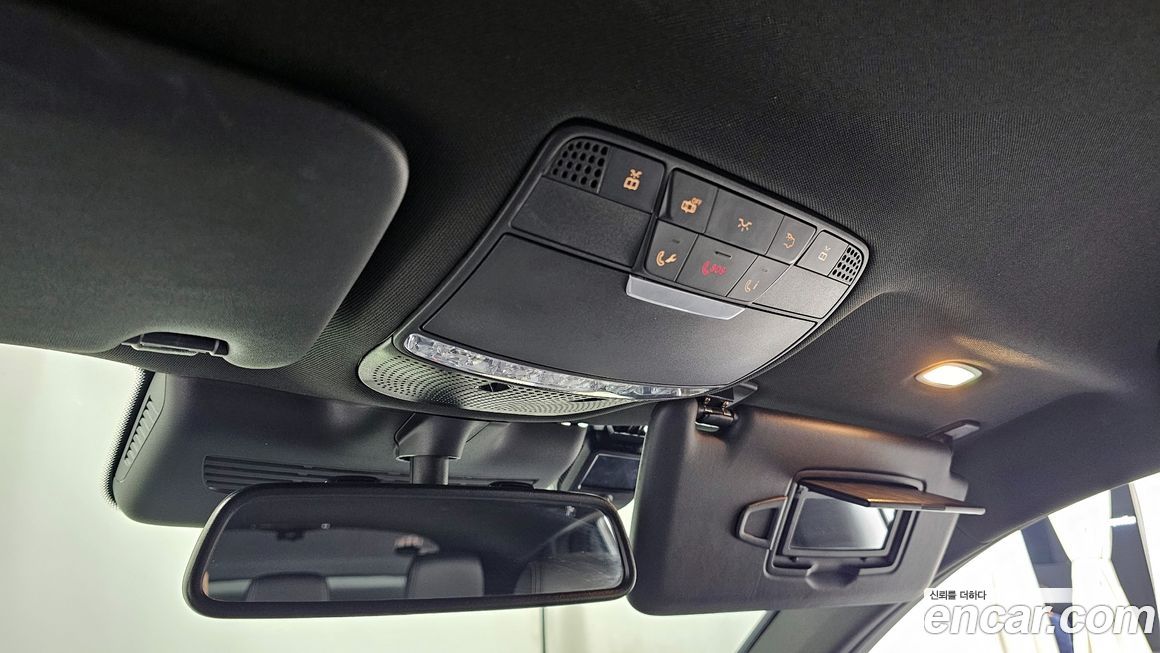 Mercedes-Benz GLC-Class 2019