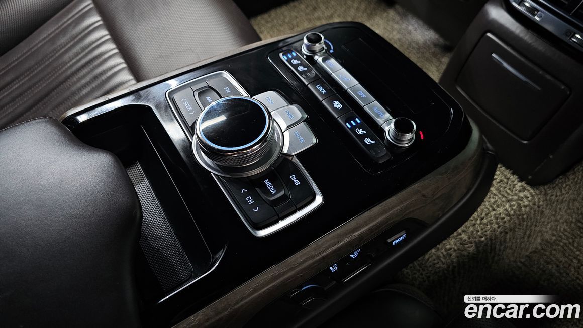Genesis G90 2019