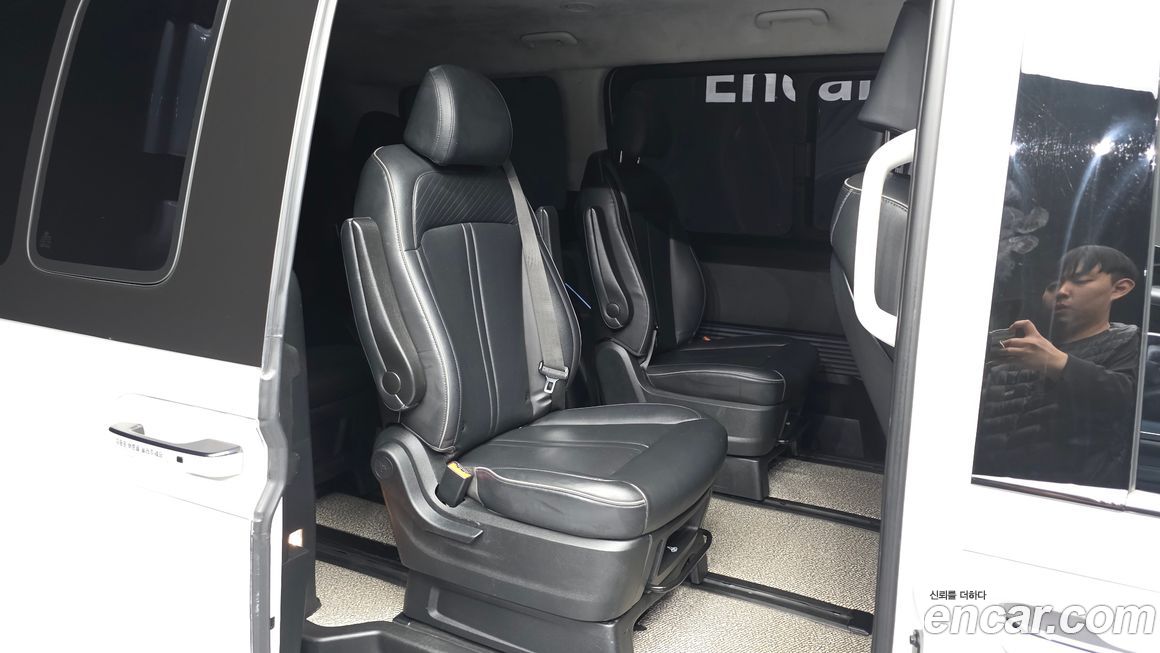 Hyundai Staria 2023