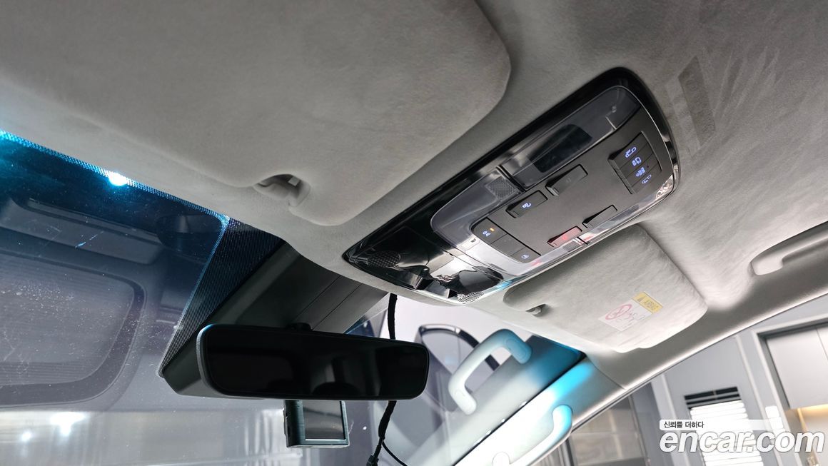 Hyundai Staria 2023