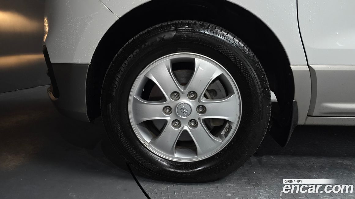 Hyundai Starex 2019