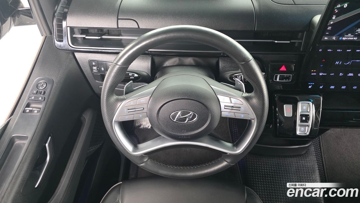 Hyundai Staria 2023