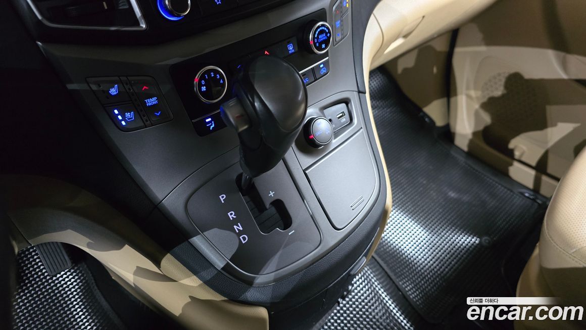 Hyundai Starex 2019