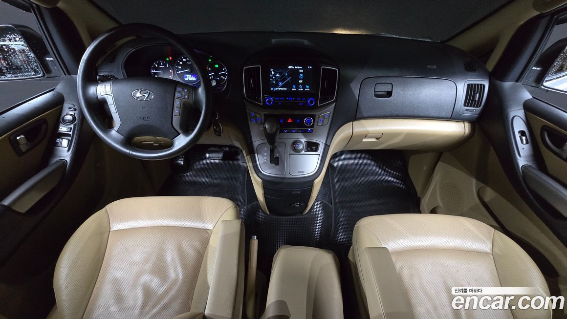 Hyundai Starex 2019