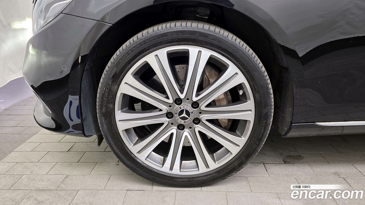 Mercedes-Benz E-Class 2020