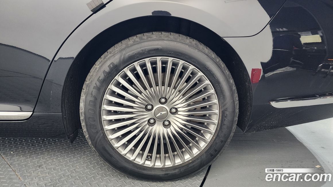 Genesis G90 2021