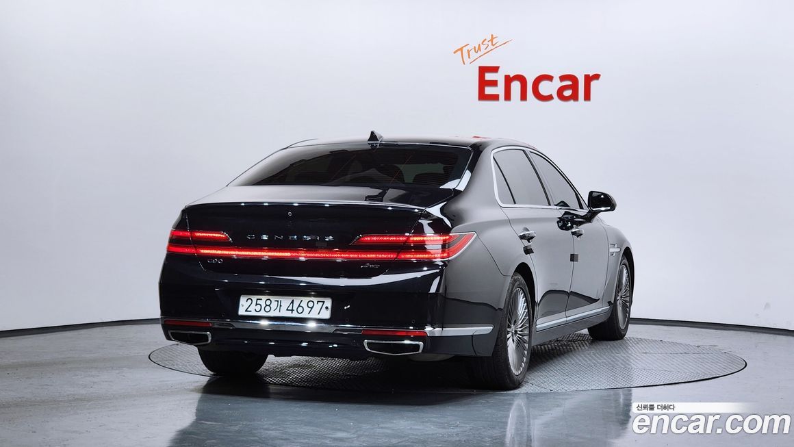 Genesis G90 2021