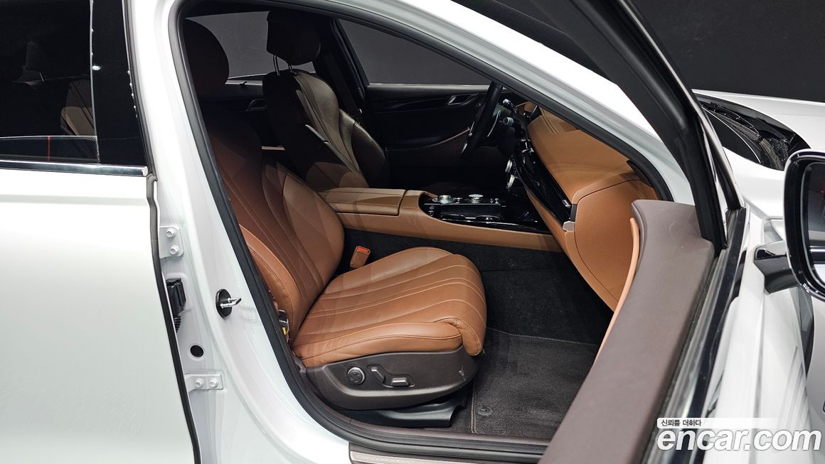 Genesis G80 2023