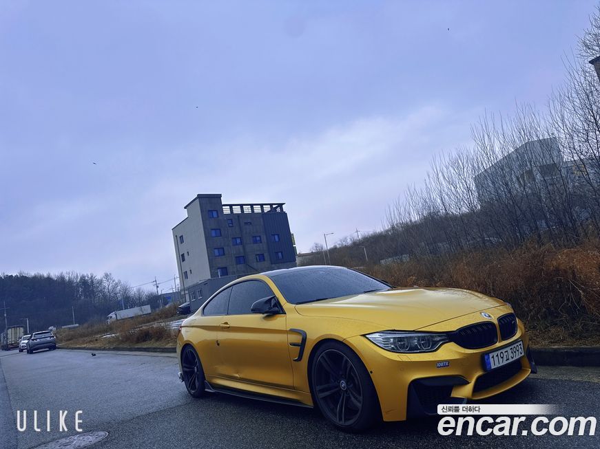 BMW M4 2015
