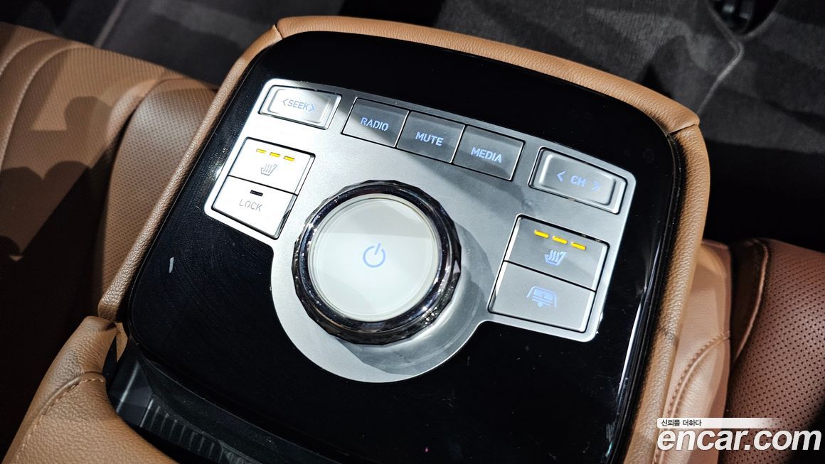 Genesis G80 2023