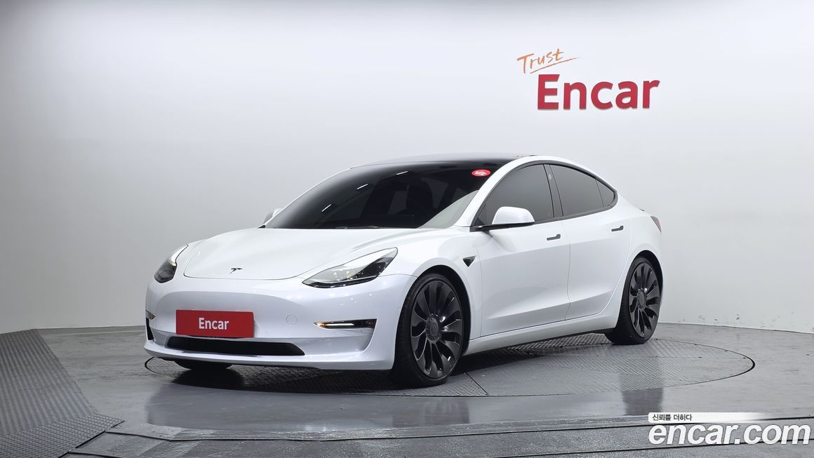 Tesla Model 3 2022