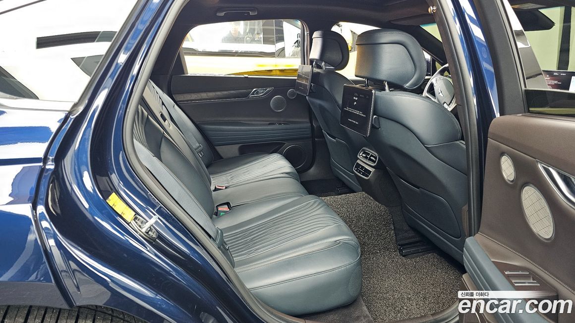 Genesis G80 2021