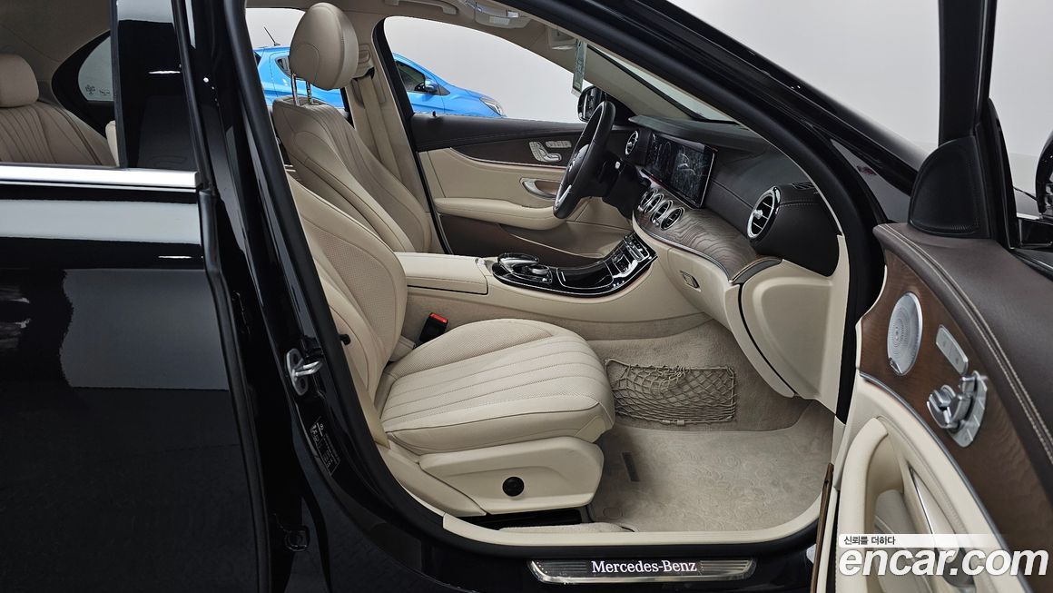 Mercedes-Benz E-Class 2020