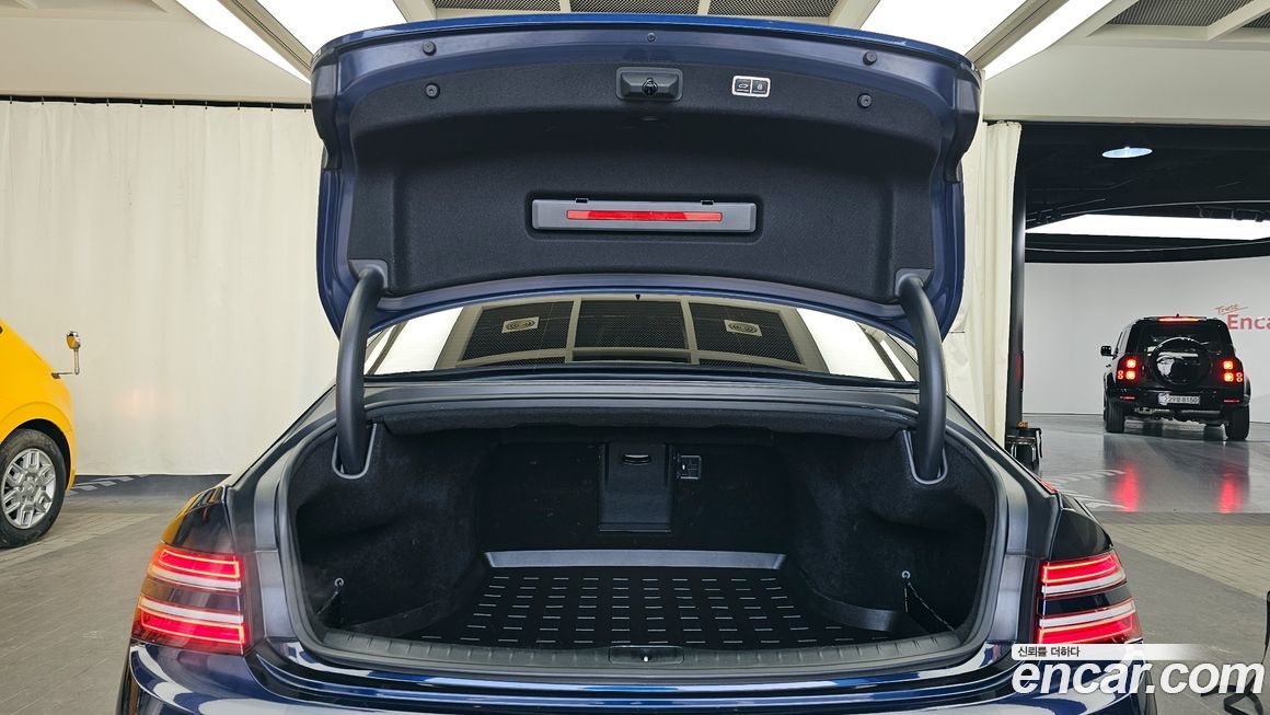 Genesis G80 2021
