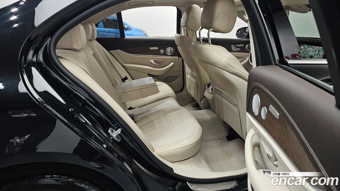 Mercedes-Benz E-Class 2020