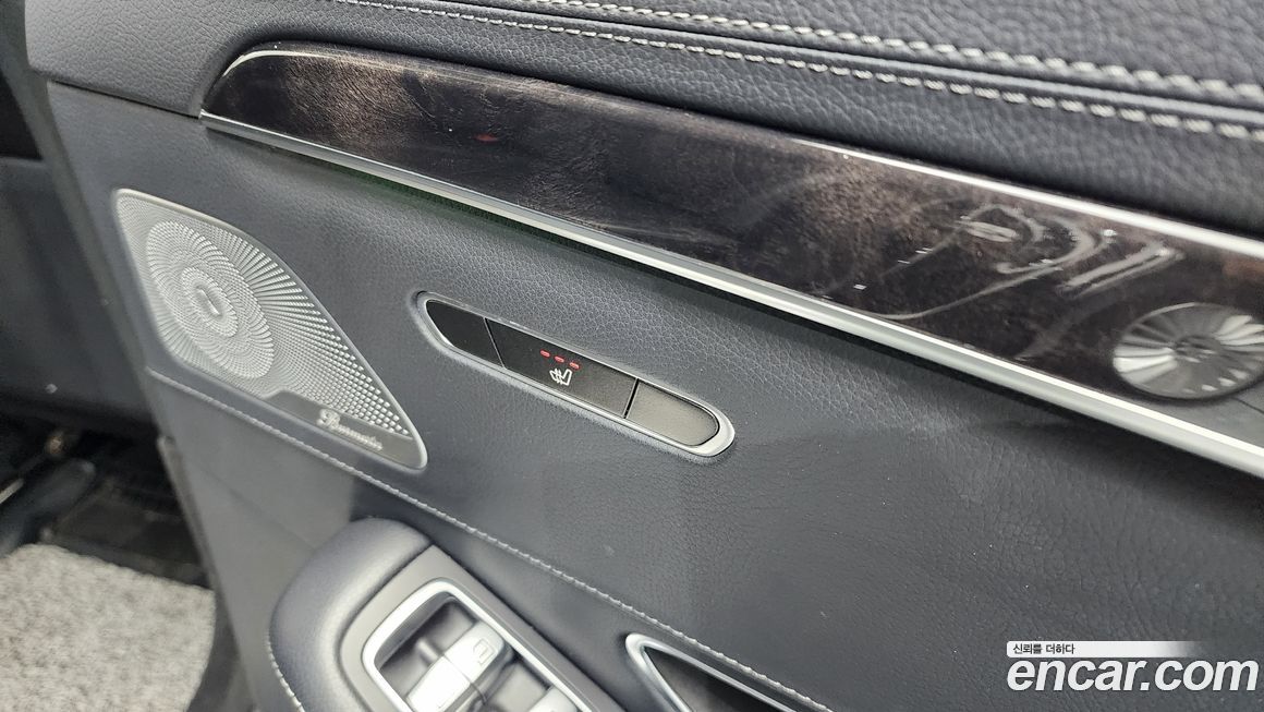 Mercedes-Benz S-Class 2019