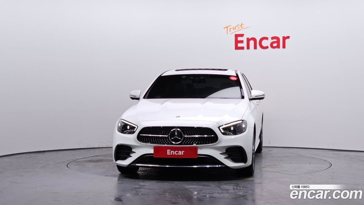 Mercedes-Benz E-Class 2023