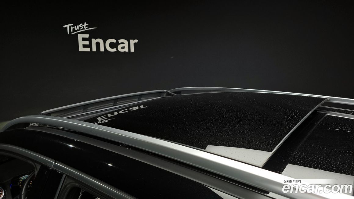 Mercedes-Benz EQB 2024