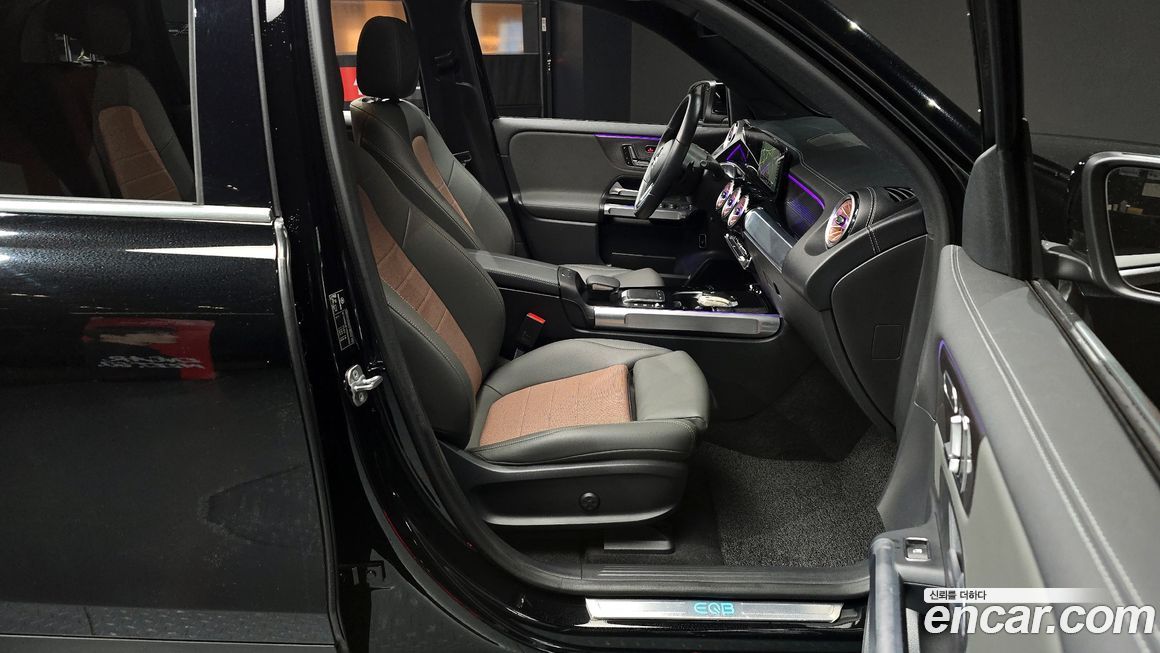 Mercedes-Benz EQB 2024