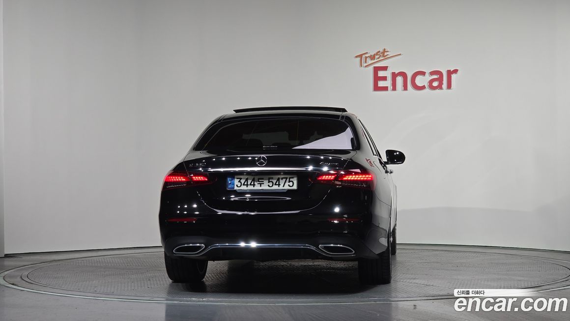 Mercedes-Benz E-Class 2021