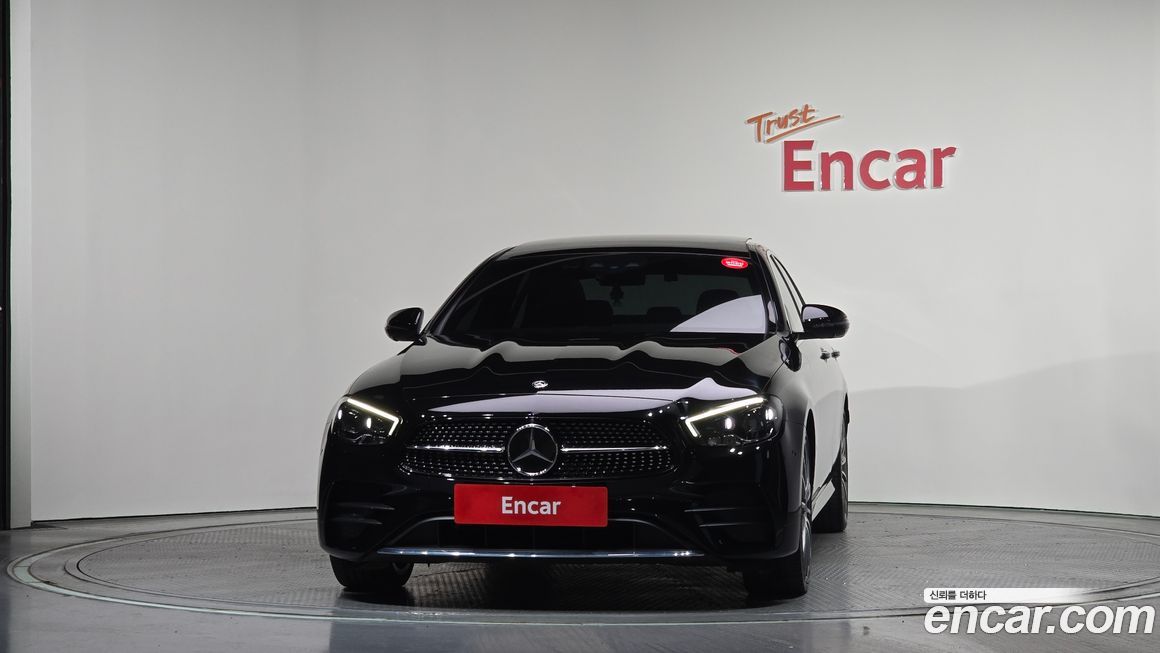 Mercedes-Benz E-Class 2021