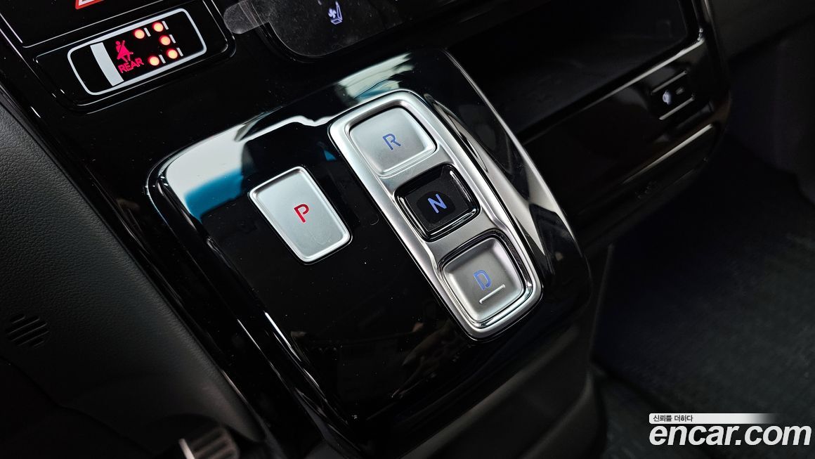 Hyundai Staria 2024