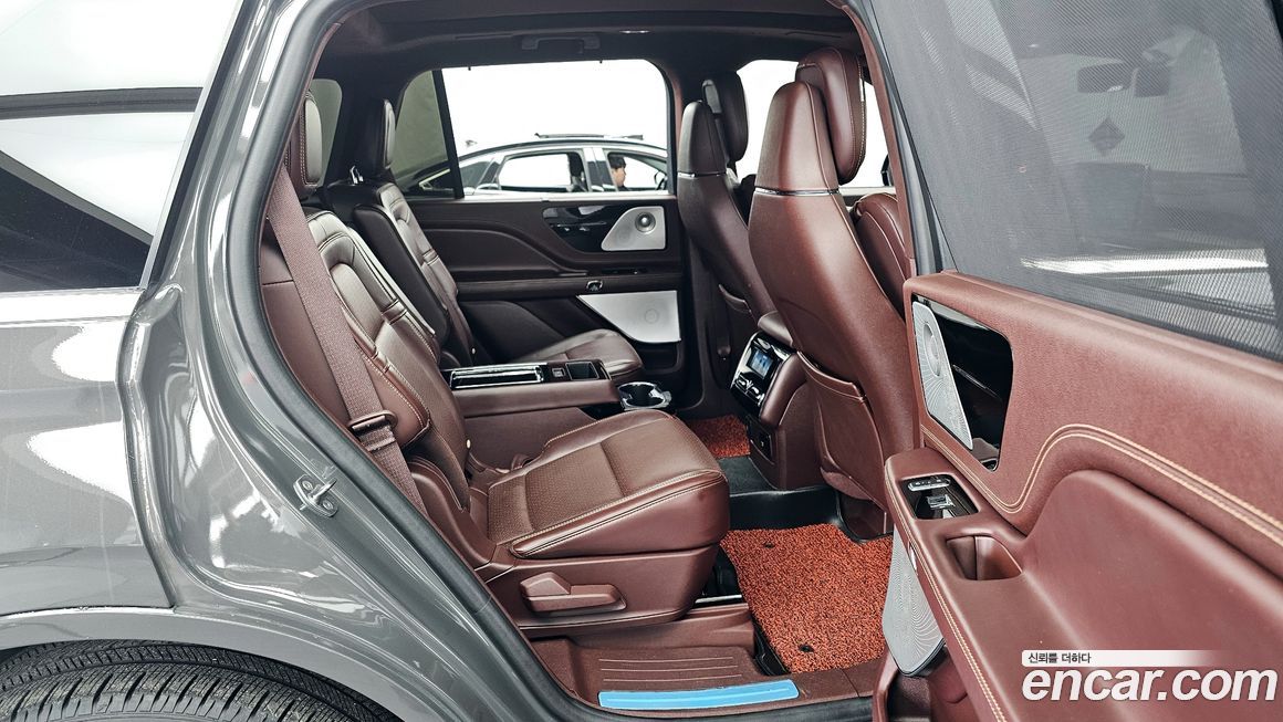 Lincoln Aviator 2021